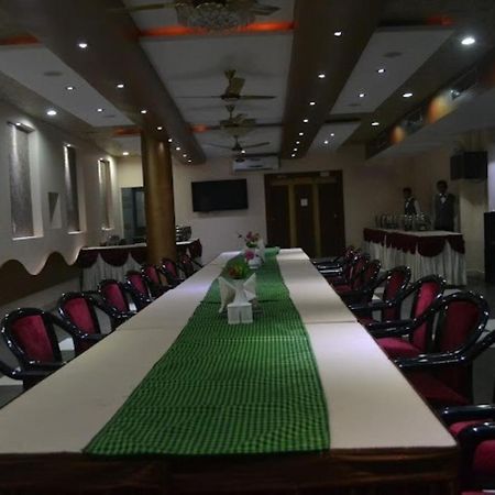 فندق فيناياك بالاس Bilāspur المظهر الخارجي الصورة